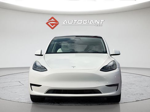 Used 2023 Tesla Model Y Long Range AWD/4WD image 12