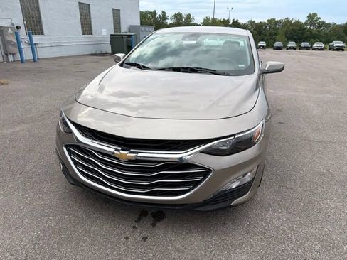 Used 2024 Chevrolet Malibu LT FWD image 4