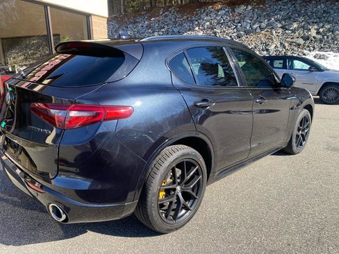Used 2021 Alfa Romeo Stelvio Ti w/ Premium Package image 2