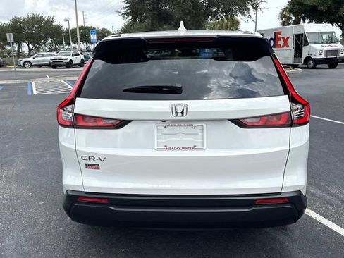 Certified 2024 Honda CR-V EX image 5