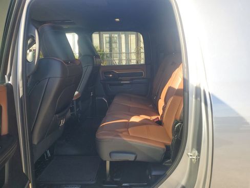 Used 2023 RAM 3500 Limited image 11