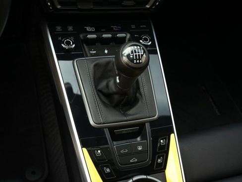 Used 2022 Porsche 911 Carrera S image 21