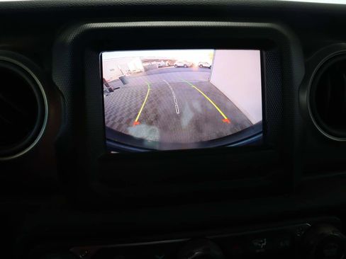 Used 2023 Jeep Wrangler Sport AWD/4WD image 14