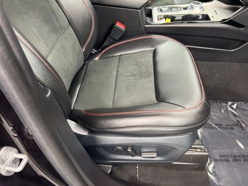 Used 2022 Ford Explorer ST-Line image 24