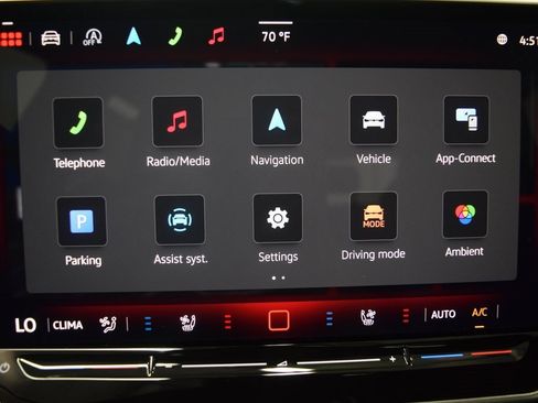 New 2025 Volkswagen GTI SE image 12