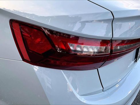 New 2026 Volkswagen Jetta SE image 14