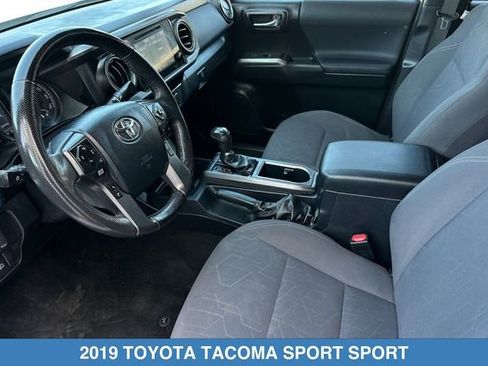 Used 2019 Toyota Tacoma TRD Sport w/ Technology Package AWD/4WD image 11