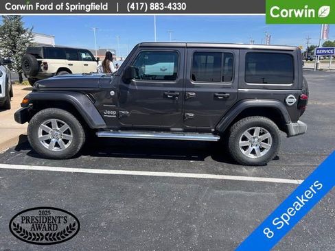 Used 2019 Jeep Wrangler Unlimited Sahara w/ LED Lighting Group image 8