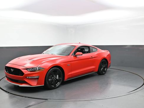 Used 2021 Ford Mustang GT Premium RWD image 3