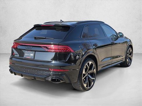 Certified 2024 Audi RS Q8 image 5