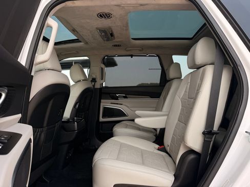 Used 2021 Kia Telluride SX w/ SX Prestige Package AWD/4WD image 20