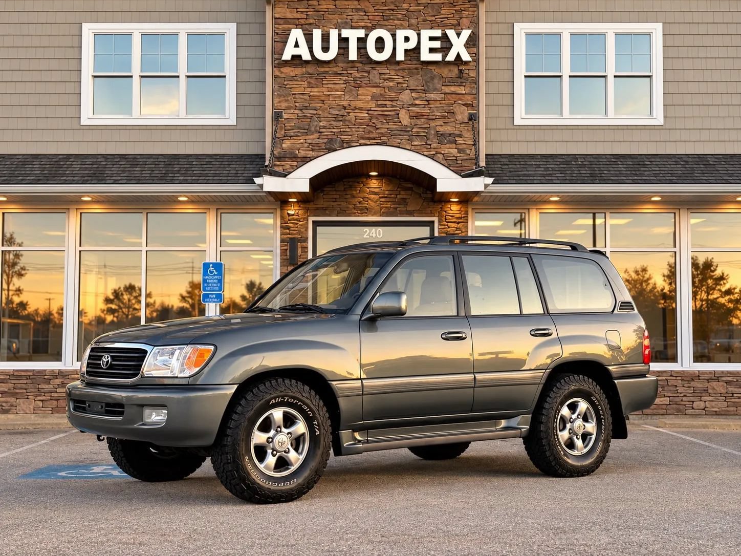 Used 2002 Toyota Land Cruiser w/ Convenience Pkg AWD/4WD image 13