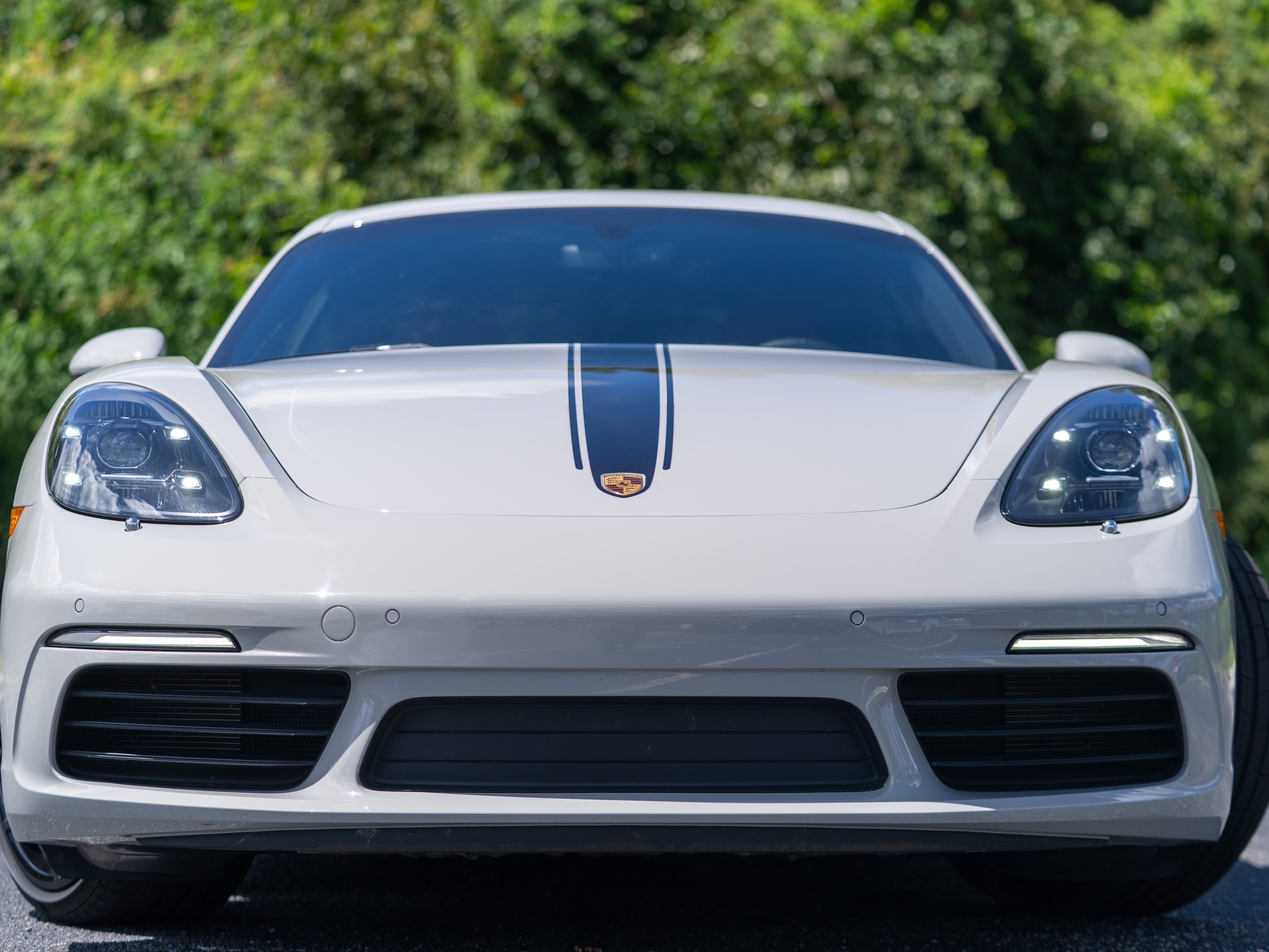 Used 2025 Porsche 718 Cayman RWD image 34