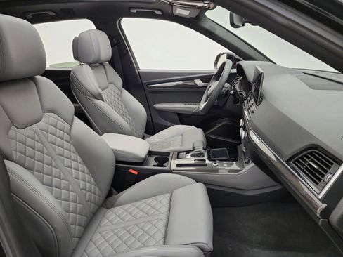 Used 2025 Audi SQ5 Premium Plus AWD/4WD image 19