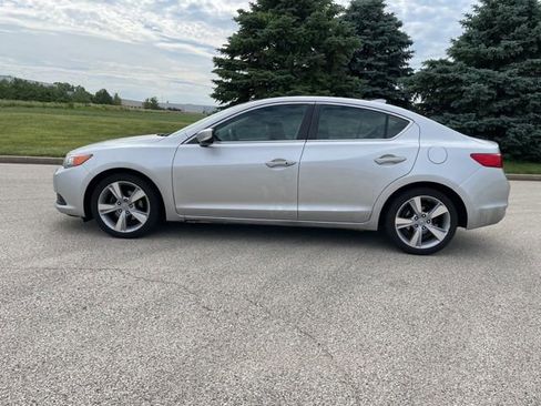 Used 2014 Acura ILX FWD image 3
