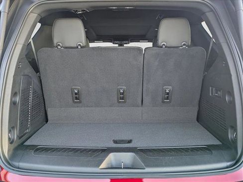 Used 2021 Chevrolet Tahoe LT w/ LT Signature Package image 18