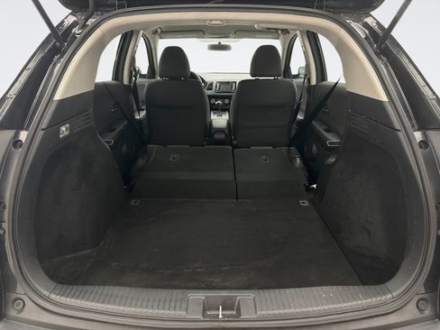 Used 2021 Honda HR-V LX image 19