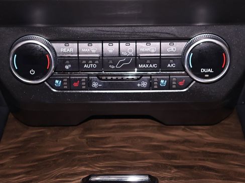 Certified 2021 Ford Expedition Platinum AWD/4WD image 38