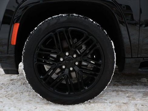 Used 2024 Jeep Wagoneer Series II w/ Convenience Group I image 30