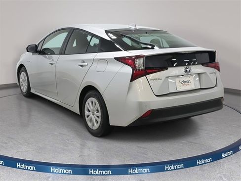 Used 2020 Toyota Prius LE image 8