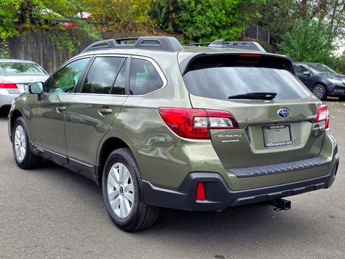 Used 2018 Subaru Outback 2.5i Premium AWD/4WD image 9