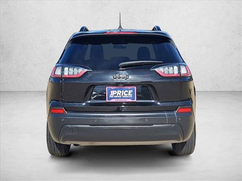 Used 2020 Jeep Cherokee Latitude Plus image 7