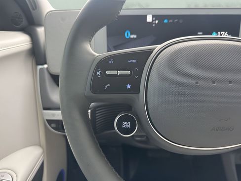 Used 2022 Hyundai Ioniq 5 SEL image 14