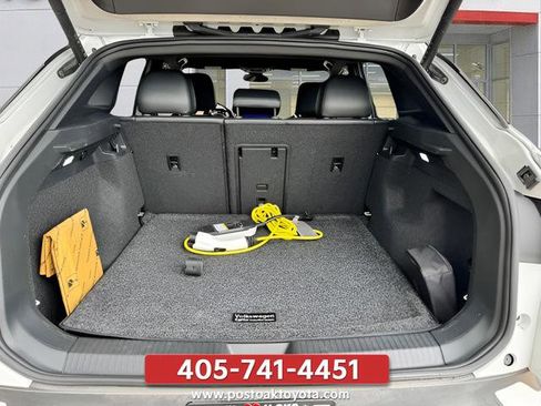 Used 2021 Volkswagen ID.4 Pro S w/ Gradient Package RWD image 12
