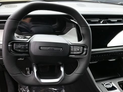 New 2026 Jeep Cherokee Laredo AWD/4WD image 21