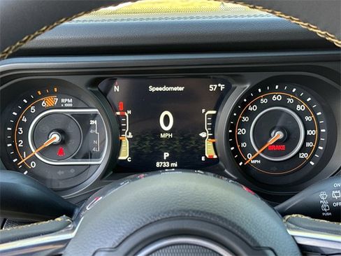 Used 2024 Jeep Wrangler Sahara w/ Safety Group image 27
