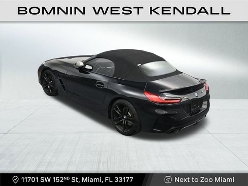 Used 2024 BMW Z4 M40i w/ Premium Package image 15
