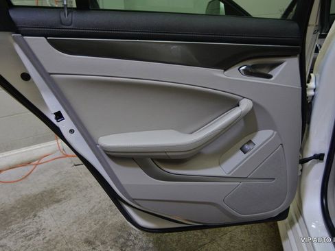 Used 2010 Cadillac CTS Wagon image 9