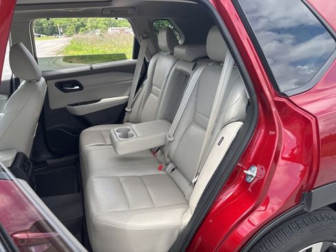 Used 2023 Nissan Rogue SL w/ SL Premium Package FWD image 20