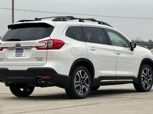 New 2025 Subaru Ascent Limited image 3