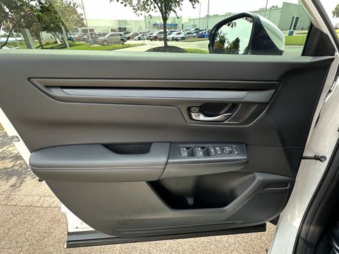 Used 2026 Honda CR-V EX image 14