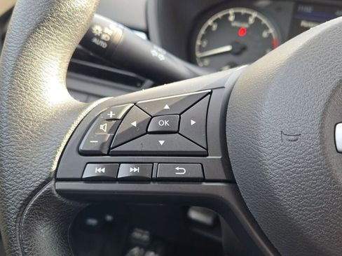 Used 2025 Nissan Altima 2.5 S FWD image 26