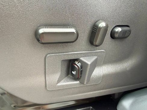 Used 2018 Ford Transit 350 XL RWD image 22
