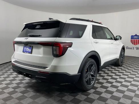 New 2026 Ford Explorer ST-Line w/ ST-Line Street Pack RWD image 3