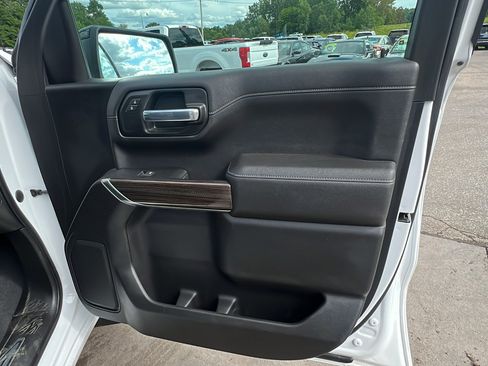 Used 2021 Chevrolet Silverado 1500 RST AWD/4WD image 19
