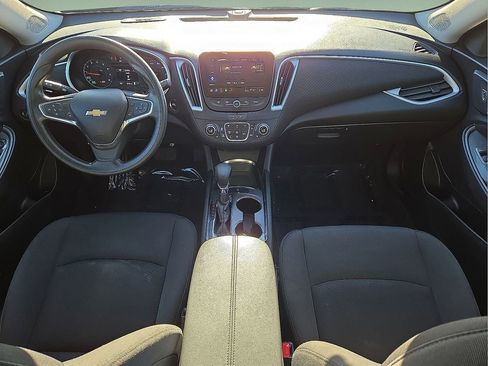 Used 2023 Chevrolet Malibu LT image 17