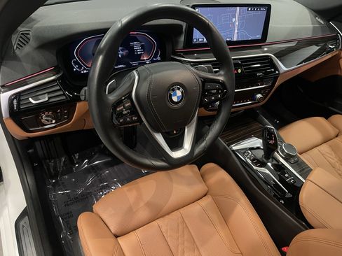 Certified 2023 BMW 530i xDrive w/ Convenience Package AWD/4WD image 13