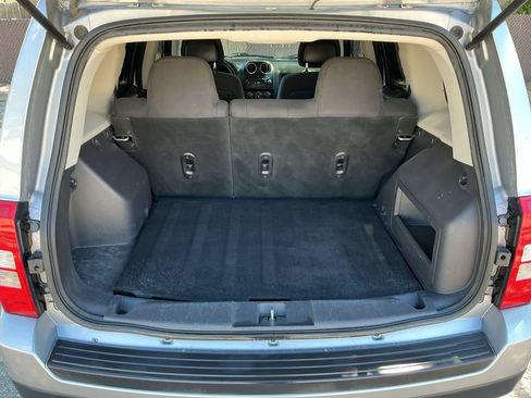 Used 2014 Jeep Patriot Sport w/ Power Value Group AWD/4WD image 19