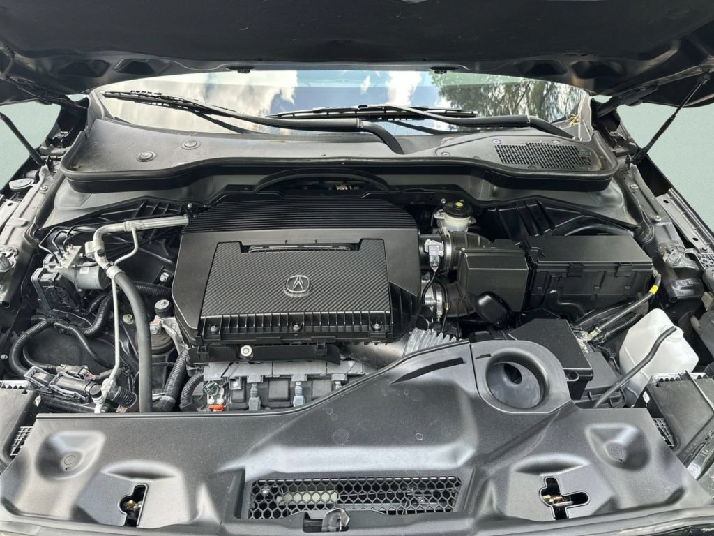 Used 2023 Acura MDX w/ Technology Package FWD image 18