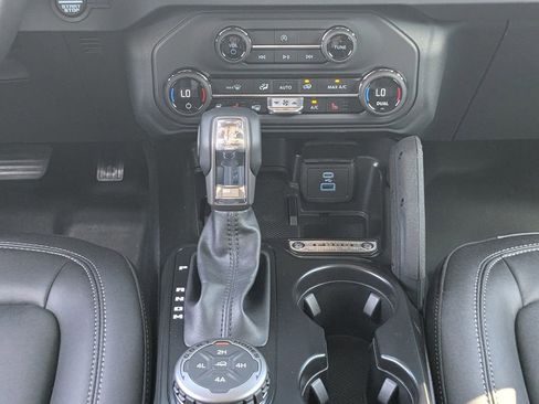 New 2025 Ford Bronco Badlands w/ Sasquatch Package image 19