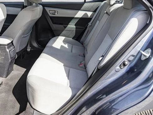 Used 2015 Toyota Corolla LE image 22