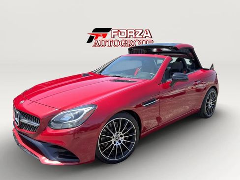 Used 2020 Mercedes-Benz SLC 300 image 2