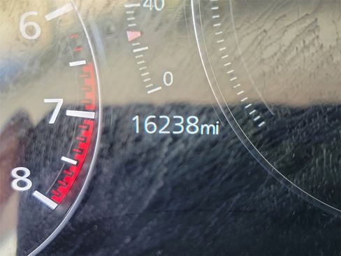 Used 2025 MAZDA CX-50 AWD 2.5 S w/ Premium Package image 23