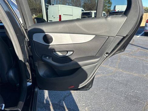 Certified 2021 Mercedes-Benz GLC 300 image 18