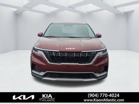 Used 2024 Kia Carnival LX FWD image 8