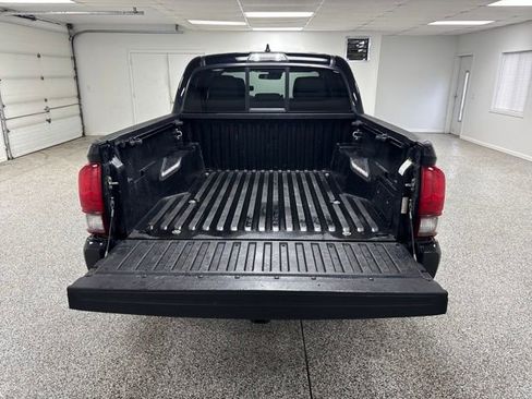 Used 2019 Toyota Tacoma SR image 25